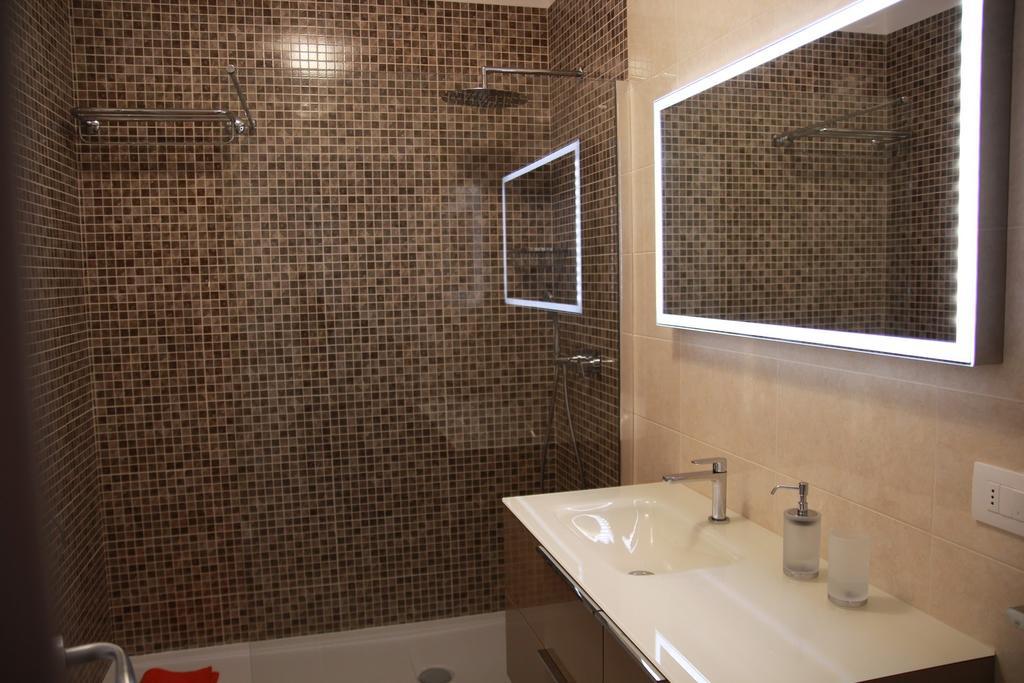 Suite Rosso & Nero Lecce Exterior foto